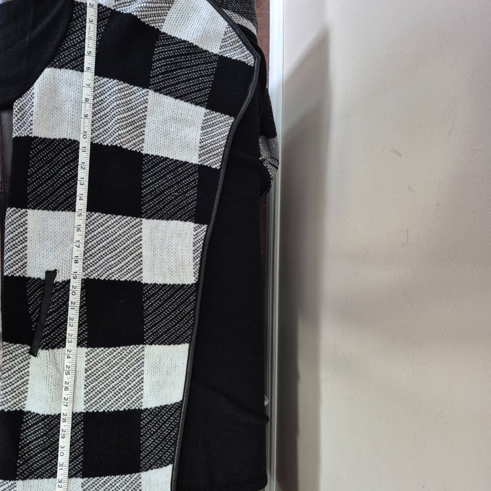 Open Style Sweater - Picture 9 of 9